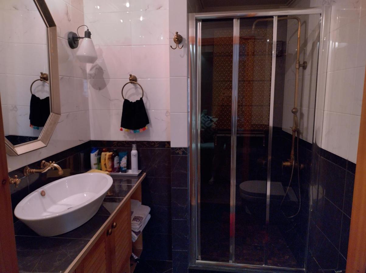 Mastixi Apartment Chios Town Ngoại thất bức ảnh