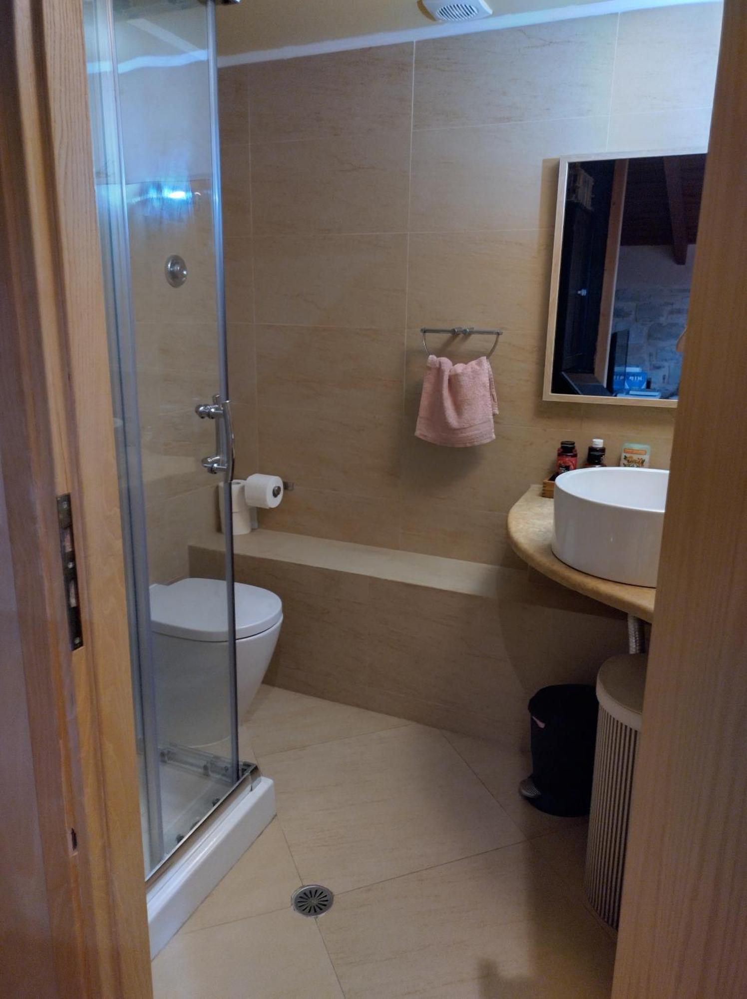 Mastixi Apartment Chios Town Ngoại thất bức ảnh