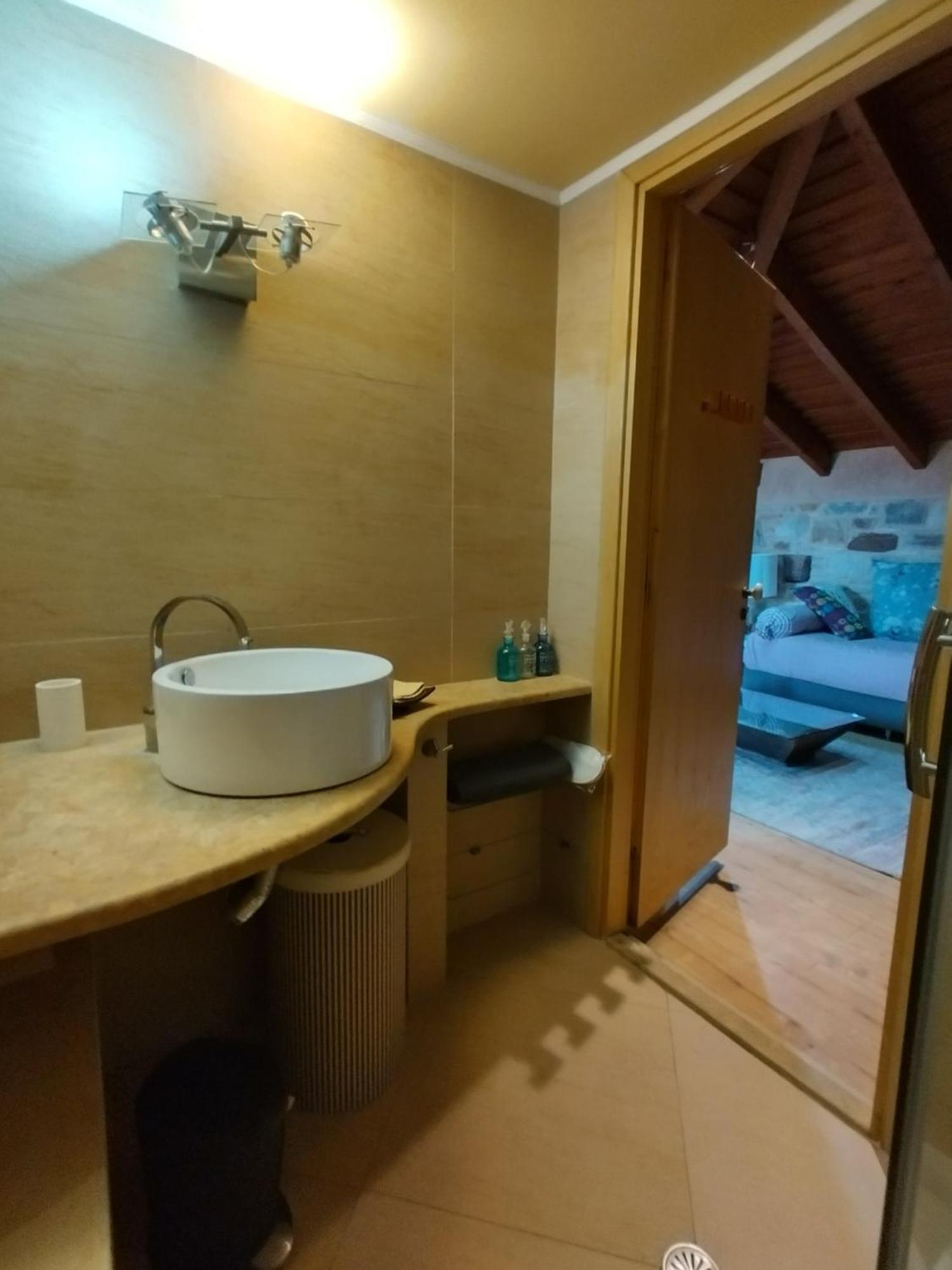 Mastixi Apartment Chios Town Ngoại thất bức ảnh